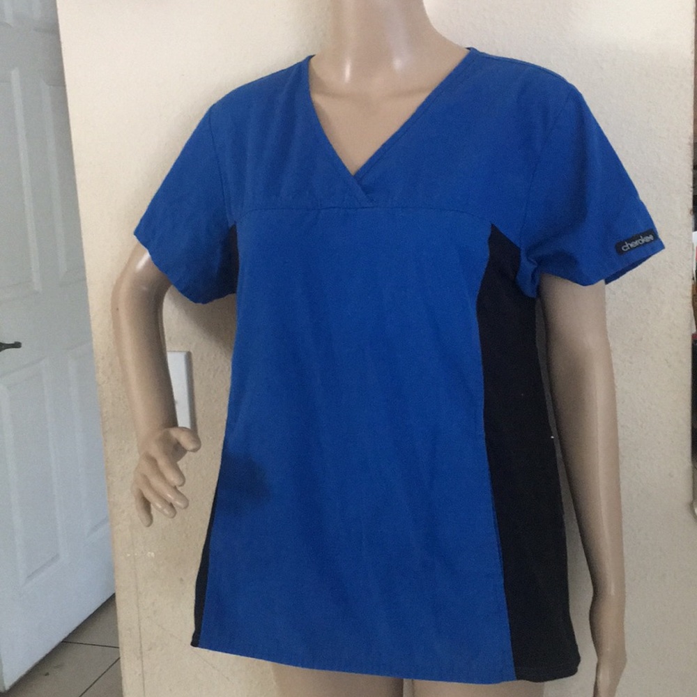 Scrub Top - Picture 2 of 4